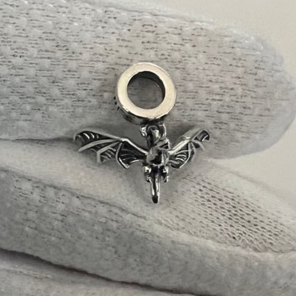 Game of Thrones Flying Dragon Dangle Charm Drogon, Rhaegal, Viserion